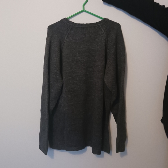 Nevada Knit Sweater - Picture 3 of 4